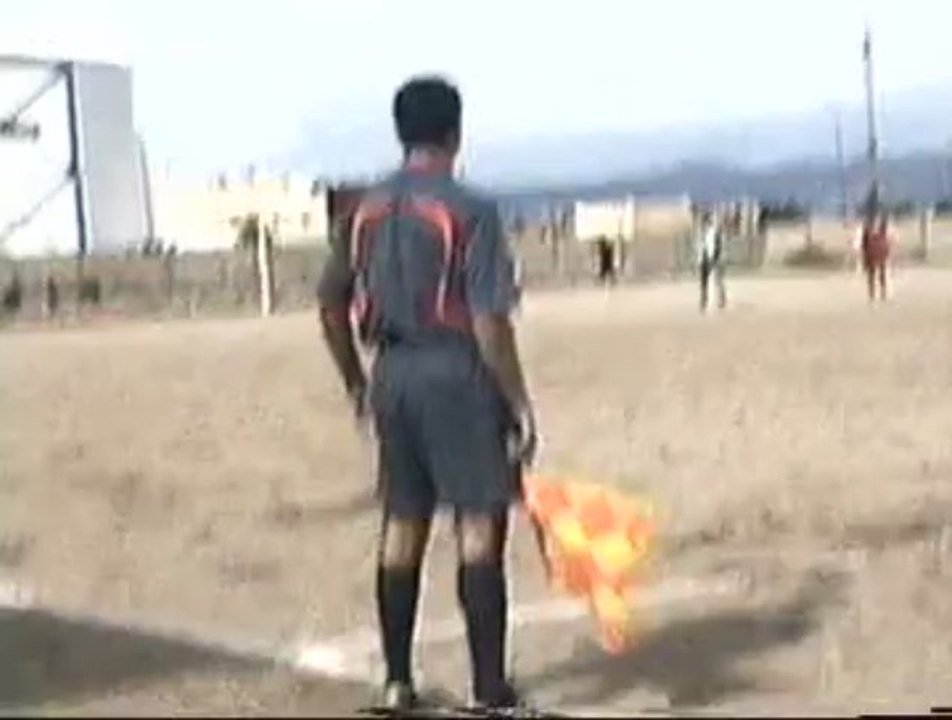 LES INTEVIEWS DU JOURNALISTE VOLANTAIRE AVEC LES JOUEURS ET SUPPOR..TOULALE MEKNES