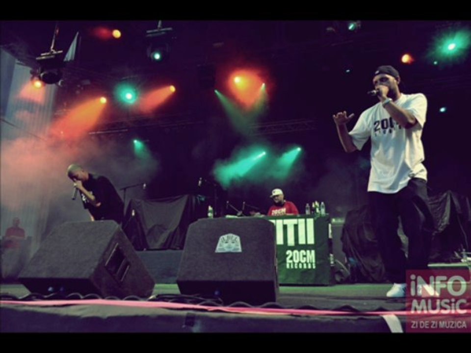 parazitii - exprimare libera