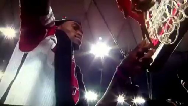 Louisville Kevin Ware Cuts Down Net