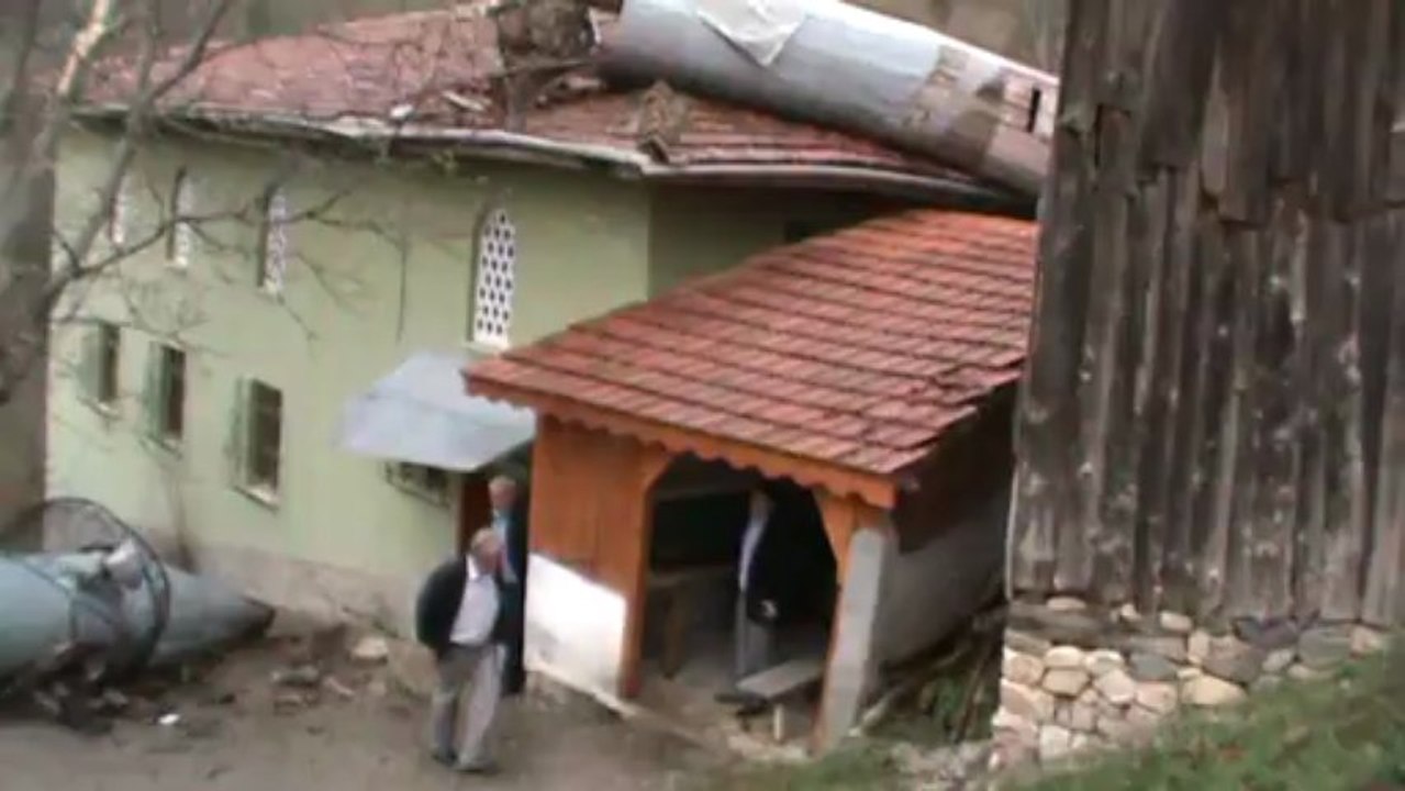 iskilip elmalı köyü merkez camı minaresi