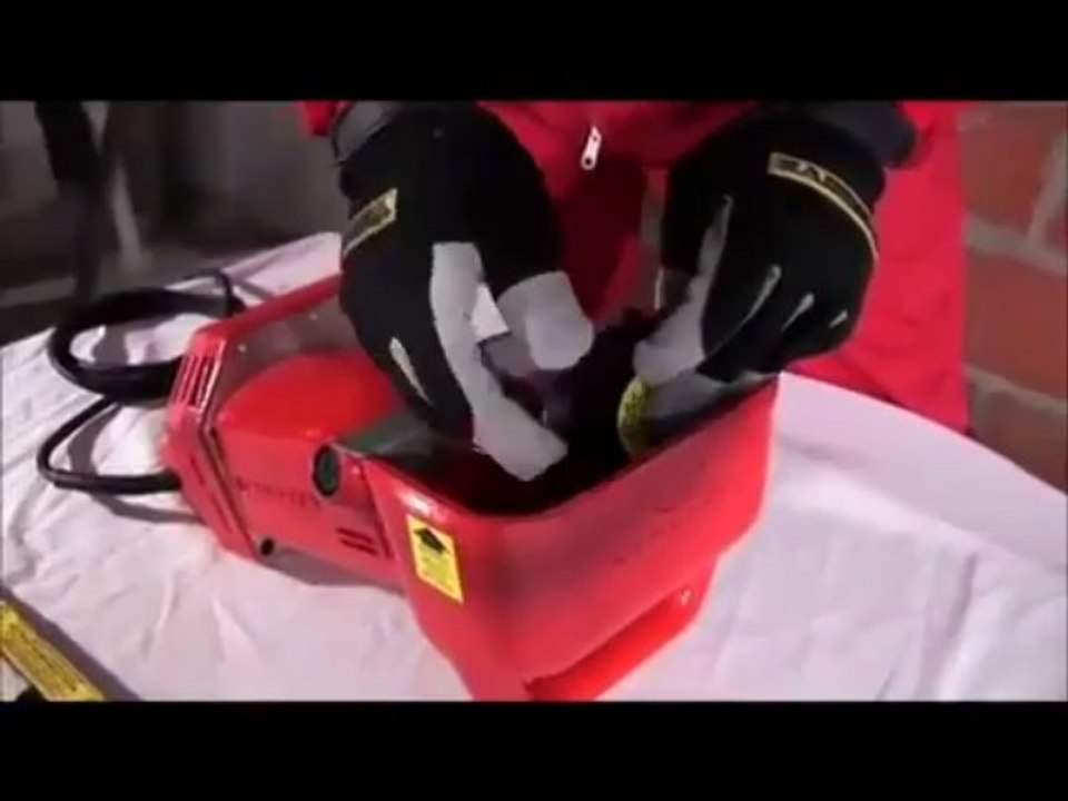 máy cắt tường macroza, chuyên dụng cho việc tạo rãnh tường