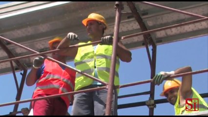 Napoli - Torna l'imprenditore che denunciò la camorra (08.04.13)