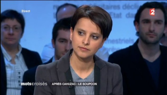 Najat Vallaud-Belkacem invitée de Mots Croisés