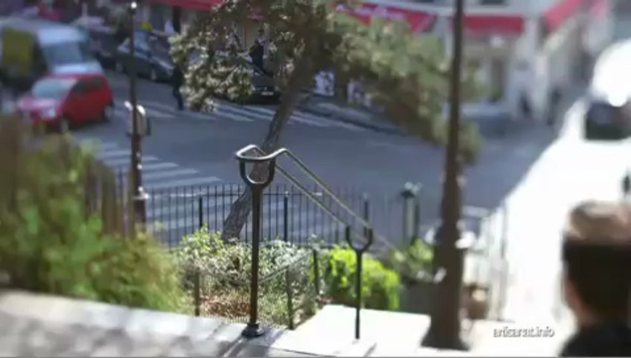 Julien, modéliste textile