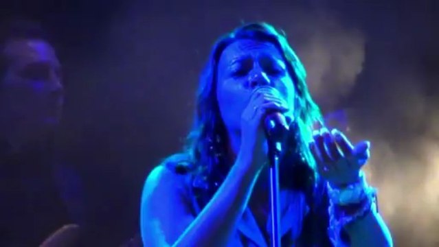 Almeno tu nell'universo - Roberta Bonanno (16/08/2012)