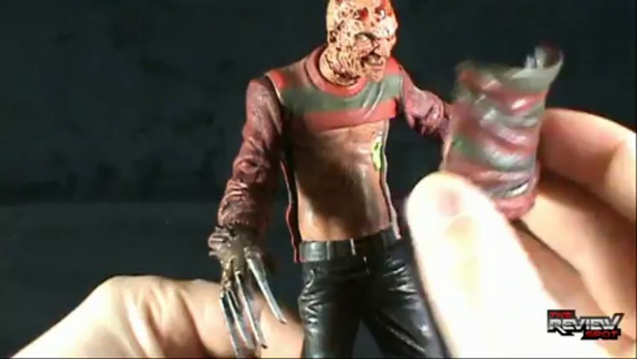Throwback - Mezco Cinema of Fear Series 2 A Nightmare on Elmstreet Freddy Krueger