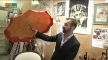 L'insolite du jour : Les parapluies de luxe de Michel Heurtault dans Paris est à vous - 9 avril
