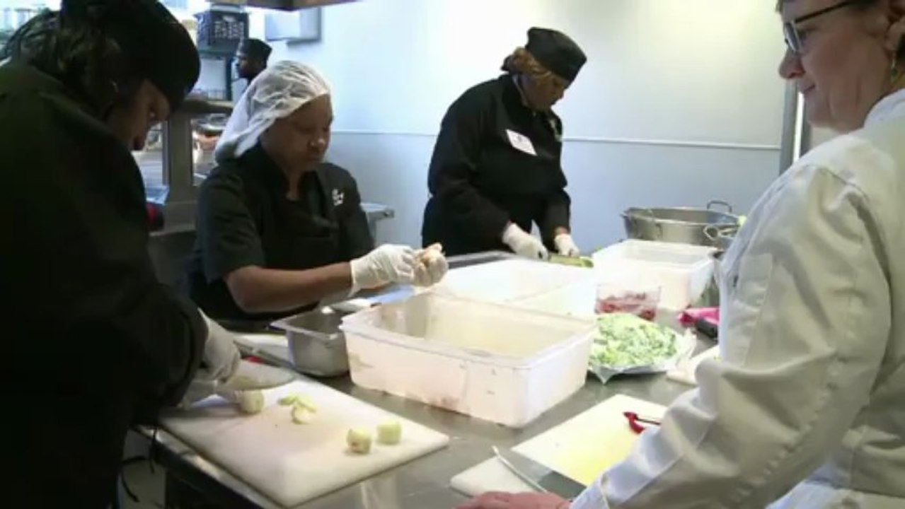 Küche statt Knast: Ausbildung für Ex-Häftlinge in den USA