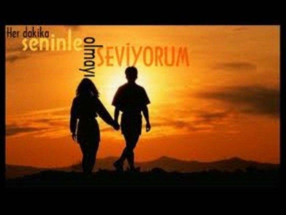 Korkmuyorum Seni Sevmekten ...!