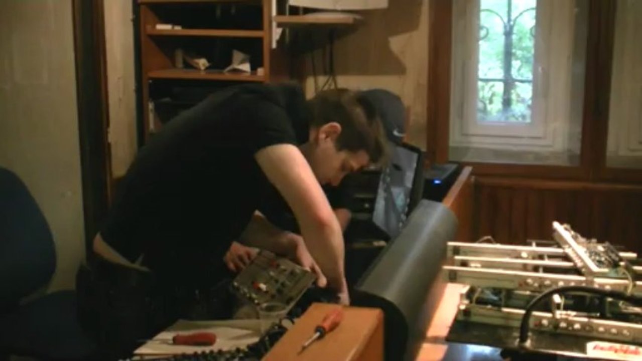 Demontage studio avenue de ceinture, le 18/12/2012