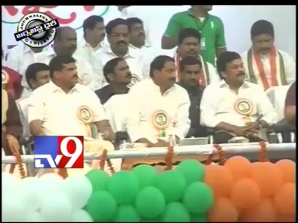 Corrupted politicians - Journalist Diary