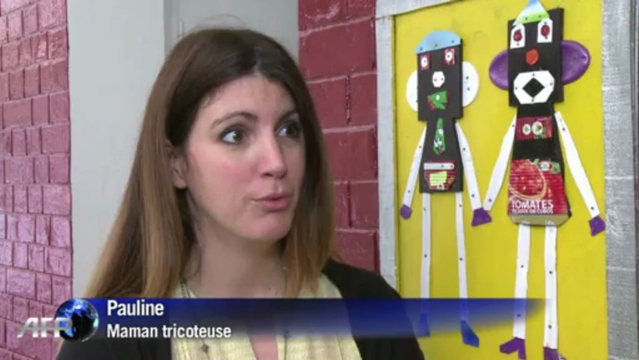 "Mamy factory": des mamies tricoteuses pour une mode moderne