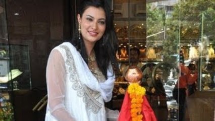Sayali Bhagat Celebrates Gudi Padwa