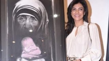 Sushmita Sen Innaugurate Women And WE Men Art Show