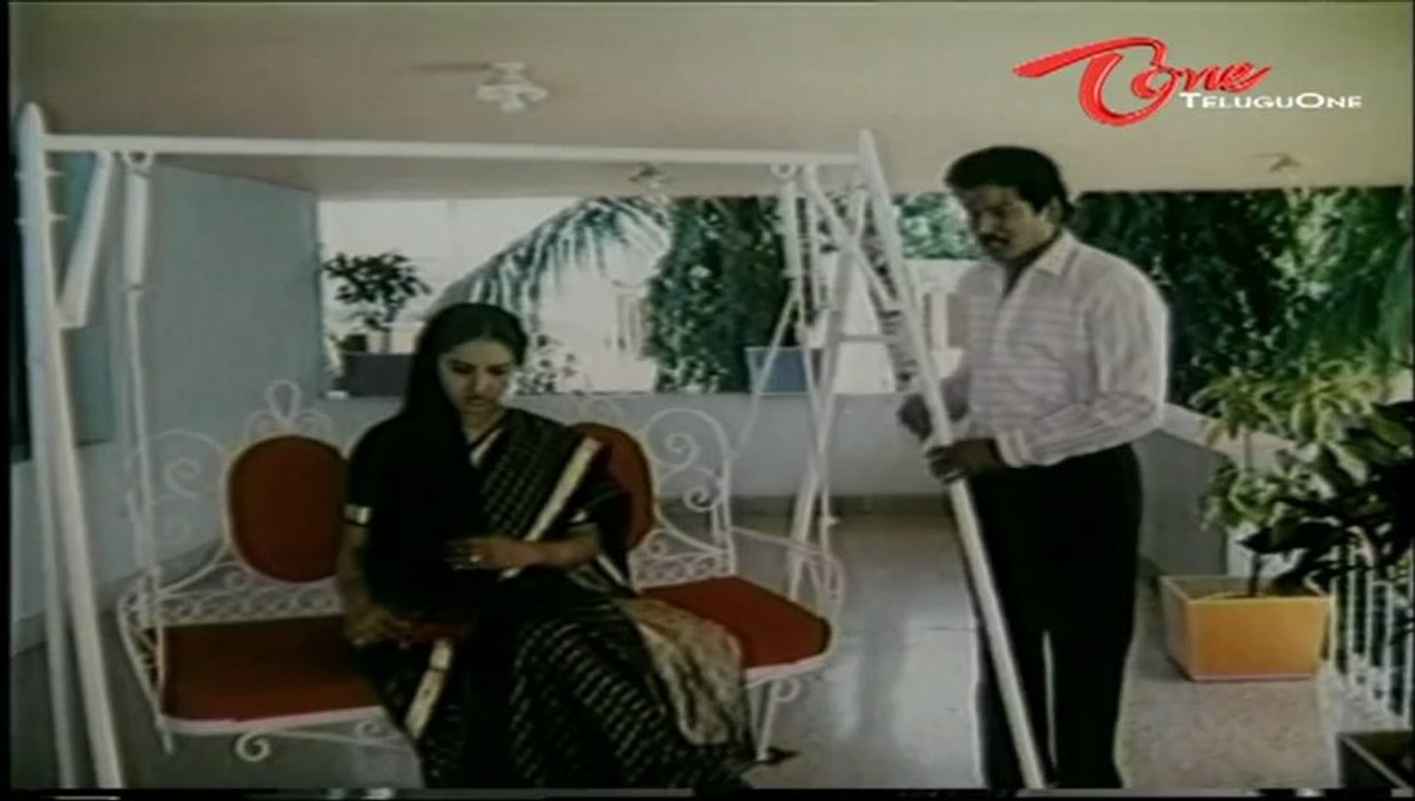Rajendra Prasad Bluffs Hot Beauty - Comedy Scene