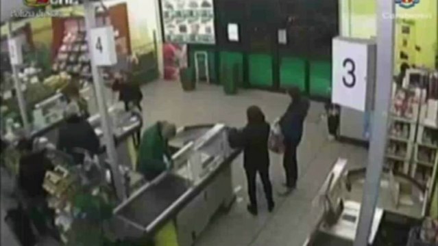 Con la faccia da bravo ragazzo ha rapinato 13 supermercati in due mesi. Fermato un 22enne romano