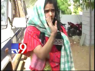 Mumbai girl attacks policemen under influence of drugs