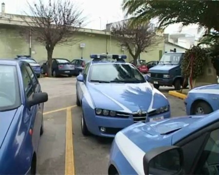 CARABINIERI E POLIZIA AL LAVORO MATERA 10-4-2013