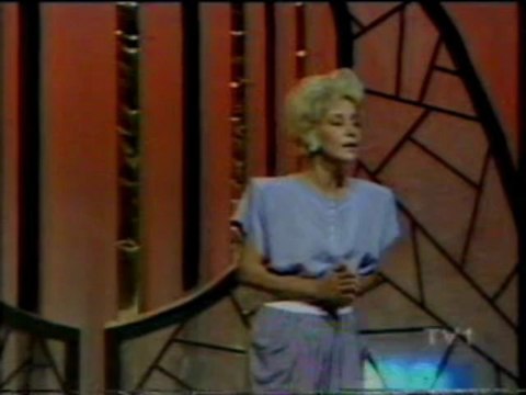 MERAL MANSUROĞLU - GİTME GÜZELLER GÜZELİ