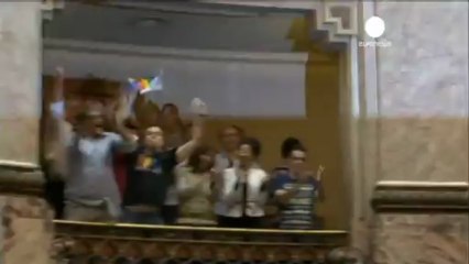 Uruguay dice "sí, quiero" al matrimonio gay