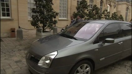 Patrimoine publié: Bartolone réservé, Bel pas réticent