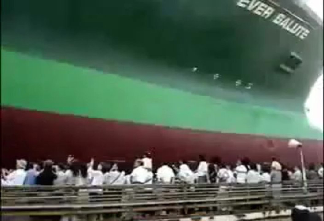 Mise à l'eau des gros bateaux