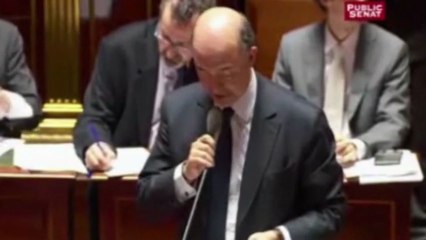 Pierre Moscovici se présente comme "un ministre intègre" et réfute les accusations de "Valeurs Actuelles"