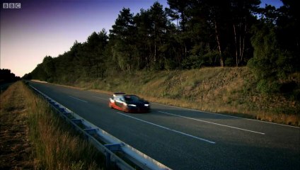 Bugatti Veyron Super Sport speed test