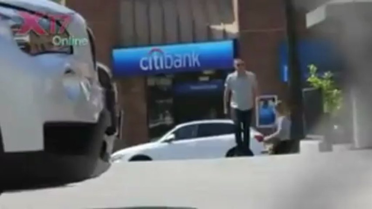 Robert in LA 4_10