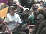 Capriles: asumo la Presidencia y decreto aumento general del salario en sector público y privado