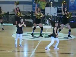 ΑΕΚ Φιέστα Cheerleaders 2