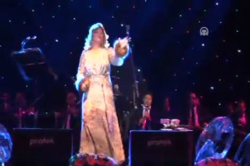 Mersin'de Sibel Can rüzgarı