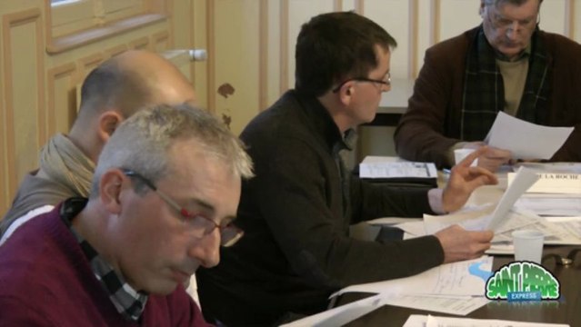 1 - Saint-Pierre du Vauvray, Présentation du budget primitif et huis clos à la première question