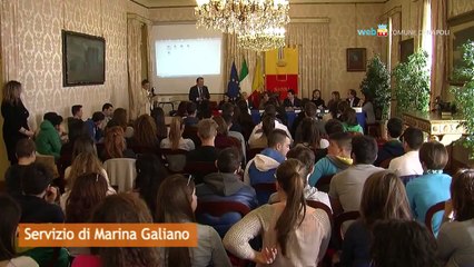 Napoli - Studenti a lezione di legalità (11.04.13)