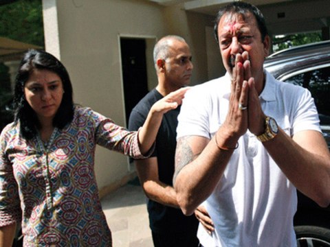 Lehren Bulletin Sanjay Dutt Breaks Down Into Tears And More Hot News