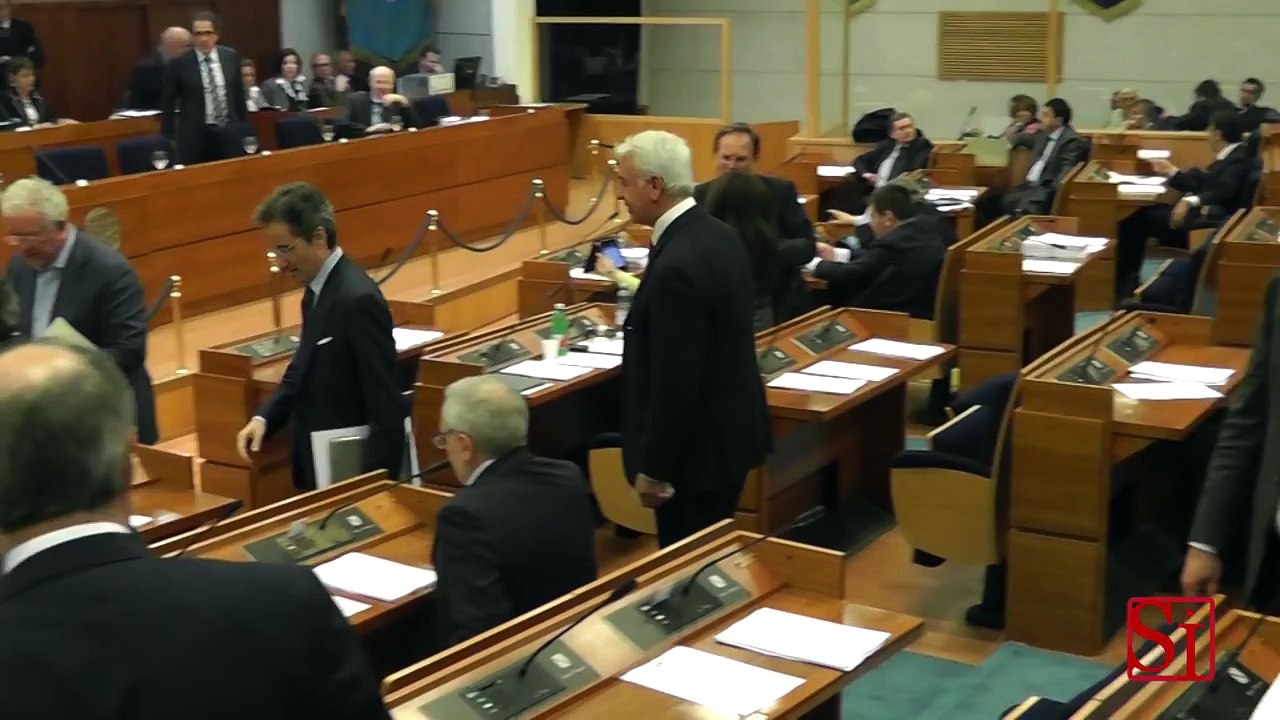 Campania - Caldoro: "Una finanziaria difficile ma attenta al welfare" -2- (16.04.13)