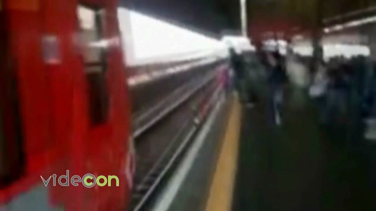 Quasi travolta dal treno, voleva recuperare cellulare caduto sui binari