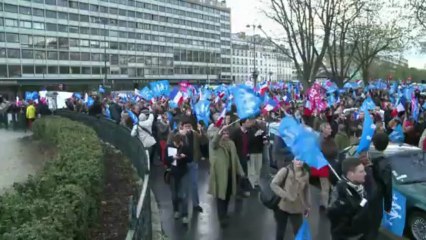 Mariage gay voté au Sénat: la Manif pour tous dans la rue