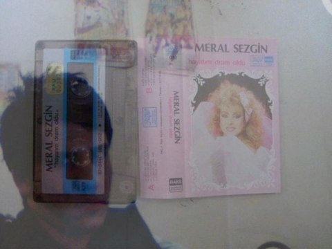 meral sezgin bir zamanlar bir yar vardı