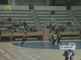 Henrique Capriles juega basket con integrantes de Panteras de Miranda