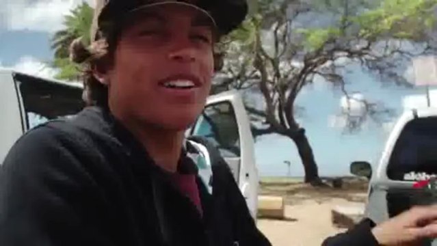 Le jet surf, le nouveau sport de glisse entre le jet ski et le surf