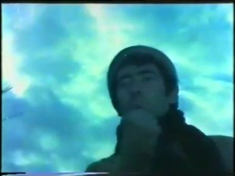 Acıya Gülmek (Hakan Yeşilyurt)