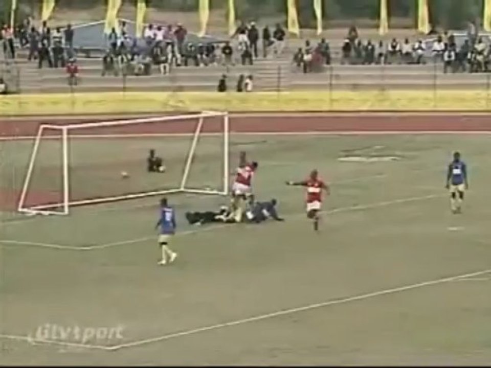 Township Rollers vs Gaborone United, MascomTop8 Semifinal, 1st leg. 1º Half Highlights (1-4)