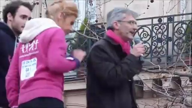 La Manif Pour Tous - On est pas content , cette loi ne passera JAMAIS, JAMAIS, gardez la PAIX DU COEUR - 12 avril 2013
