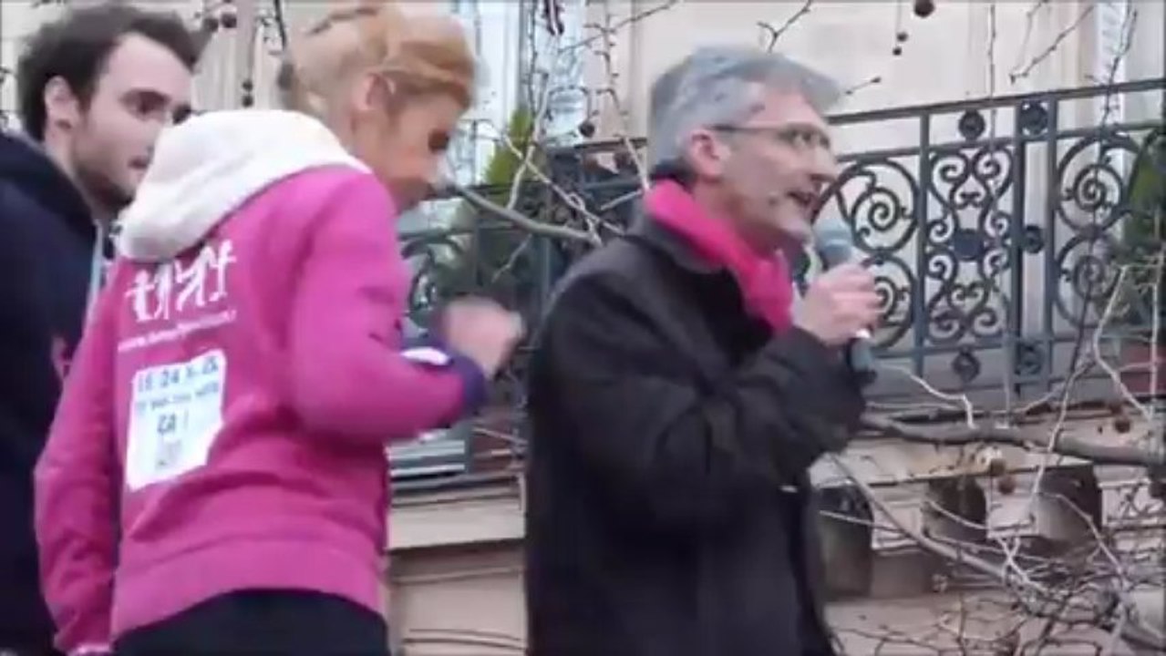 La Manif Pour Tous - "On est pas content , cette loi ne passera JAMAIS, JAMAIS, gardez la PAIX DU COEUR " - 12 avril 2013