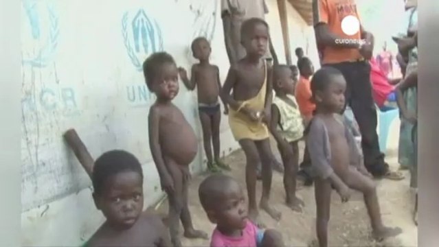 Rep. Centrafricana, migliaia di profughi in fuga dalla...