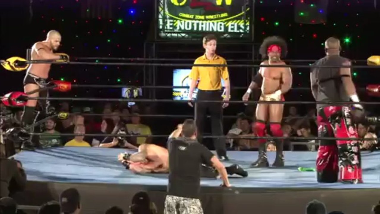 WWDELUXE-C-Zet-W.05.04.2013C-Z-W-Wrestle-Con._4