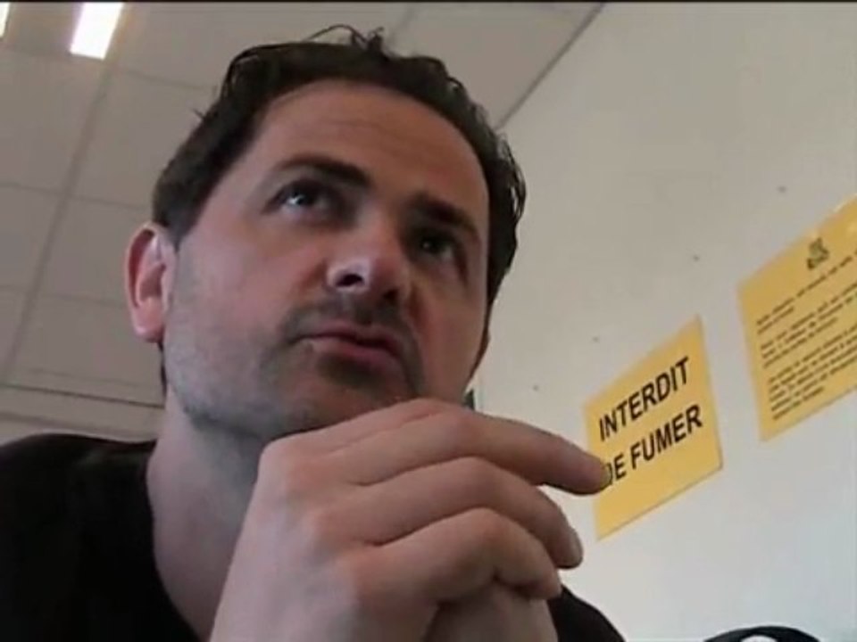 Championnats de France de natation. Fabrice Pellerin évoque sa passion pour la guitare (quiz 03)