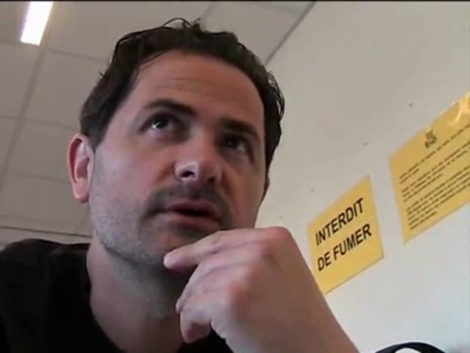 Championnats de France de natation. Fabrice Pellerin évoque sa passion pour la guitare (quiz 04)