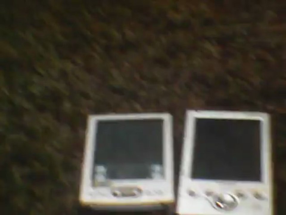 comparation du sony clié peg-tj25 et le toshiba pocket pc e330